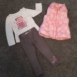 Super cute girls vest & outfit!